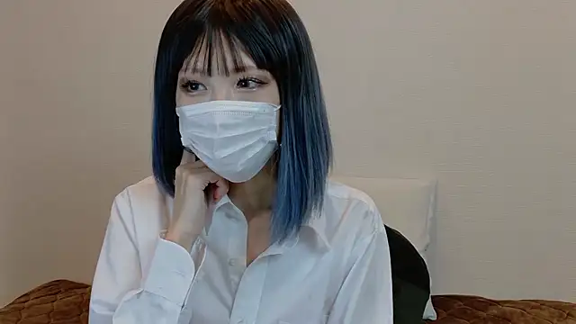 sarina at online show from 12-04-25, 09:30