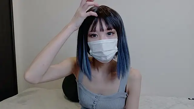 Snapshot of sarina_at chatting on 05-28-26, 04:20 sarina at online show from 05-28-26, 04:20