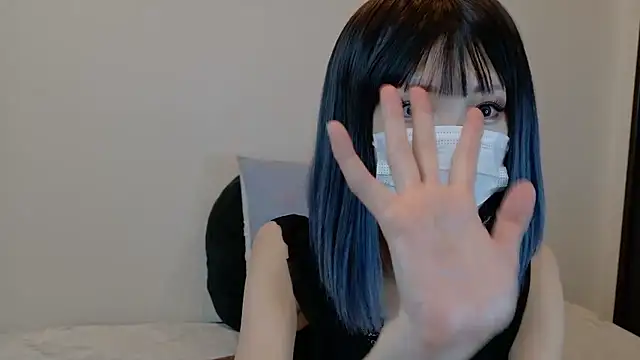 Snapshot of sarina_at chatting on 02-18-26, 04:21 sarina at online show from 02-18-26, 04:21