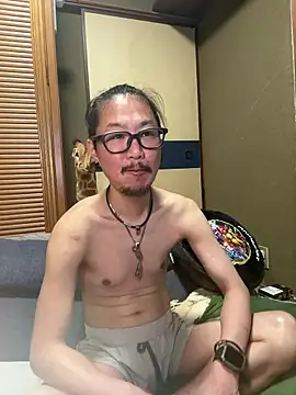 uta002418 online show from 06-16-26, 03:01