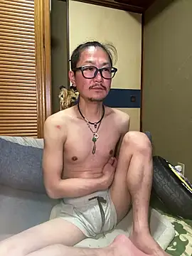 Snapshot of uta002418 chatting on 06-06-26, 04:12 uta002418 online show from 06-06-26, 04:12