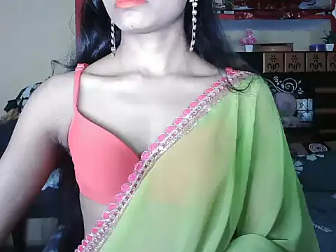 ROSE GOLDE online show from 10-07-25, 03:13