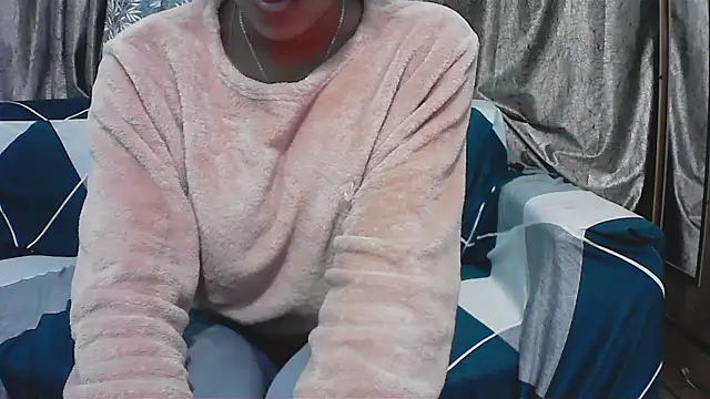 horny  couple  online show from 01-13-26, 04:33