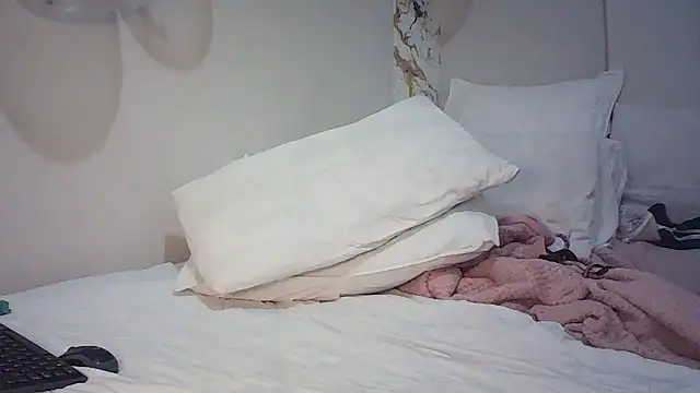 CouplesX96xx online show from 06-07-26, 04:07
