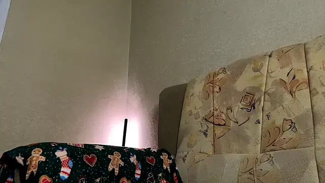 Marinpeach online show from 05-18-26, 04:23
