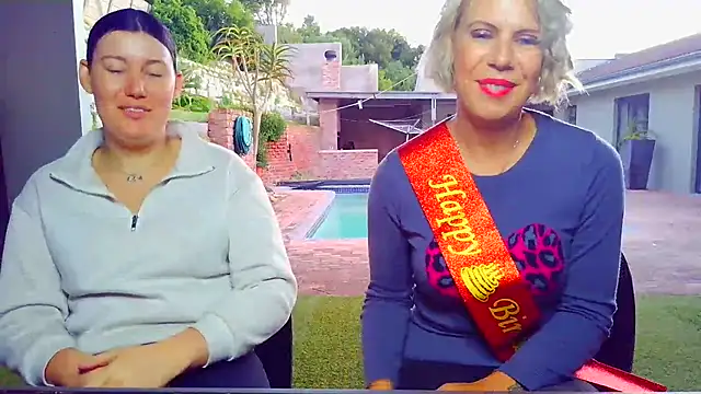 Snapshot of TheFun_House chatting on 11-20-25, 05:13 TheFun House online show from 11-20-25, 05:13