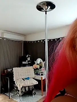 iamlalamilano online show from 03-25-26, 03:22