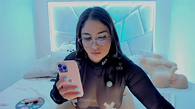 Sweeetcurvyx online show from 10-13-25, 03:08