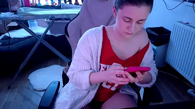Melly4You online show from 07-19-26, 08:49