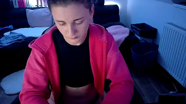Melly4You online show from 06-30-26, 09:04