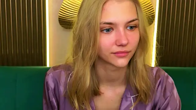 Snapshot of 4example_Chloe chatting on 06-07-26, 05:34 4example Chloe online show from 06-07-26, 05:34