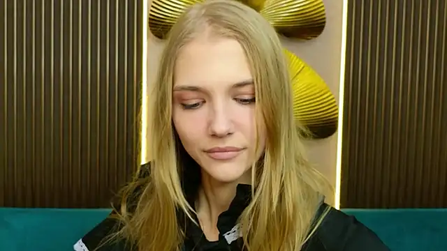 4example Chloe online show from 03-05-26, 03:30