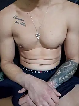 Snapshot of Dany2189 chatting on 04-03-26, 03:18 Dany2189 online show from 04-03-26, 03:18