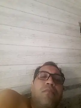 Hot-boy077 online show from 11-04-25, 09:13