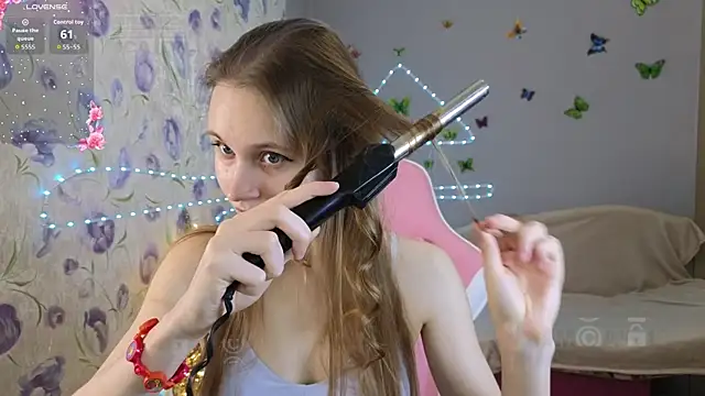 Snapshot of Armurra15 chatting on 04-15-26, 08:20 Armurra15 online show from 04-15-26, 08:20