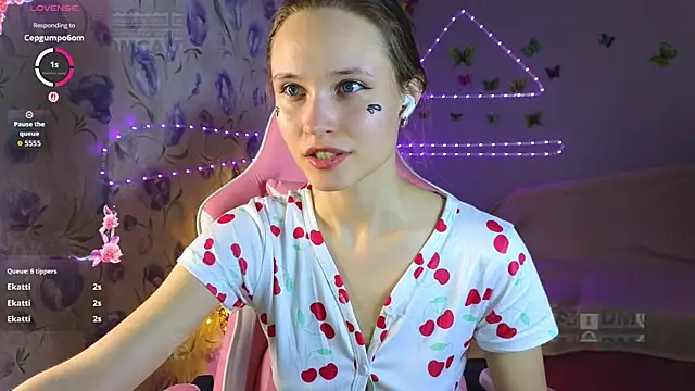 Snapshot of Armurra15 chatting on 04-01-26, 01:23 Armurra15 online show from 04-01-26, 01:23