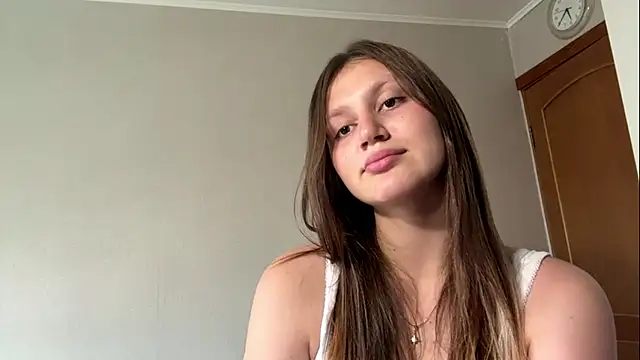 Snapshot of BreeEvett chatting on 07-15-26, 10:44 BreeEvett online show from 07-15-26, 10:44