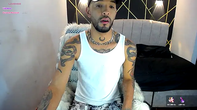 LickMyInk online show from 10-18-25, 03:30