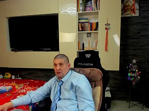 SpartacusDaddy48 online show from 01-06-26, 05:50