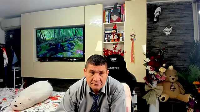 SpartacusDaddy48 online show from 04-09-26, 06:30