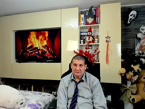 SpartacusDaddy48 online show from 03-01-26, 05:13