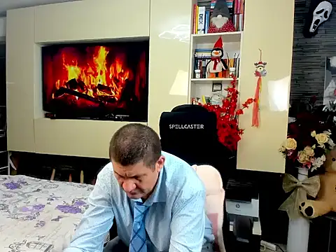 SpartacusDaddy48 online show from 03-11-26, 08:47