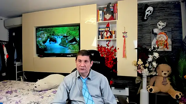 SpartacusDaddy48 online show from 03-29-26, 03:41