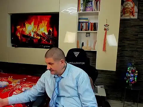 SpartacusDaddy48 online show from 01-11-26, 12:56