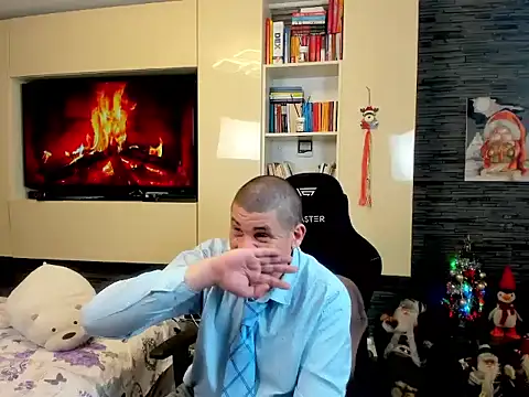 SpartacusDaddy48 online show from 02-24-26, 05:47