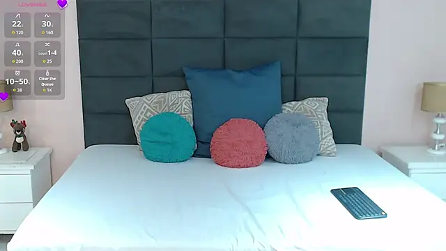 Abby-campbel online show from 11-21-25, 08:52