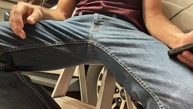 HorneyCowboy154 online show from 03-22-26, 09:49