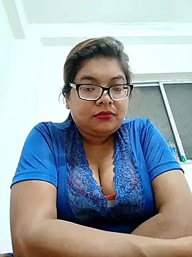 Elie couple143 online show from 12-18-25, 06:56