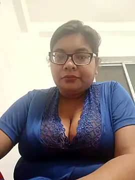 Elie couple143 online show from 01-10-26, 06:36