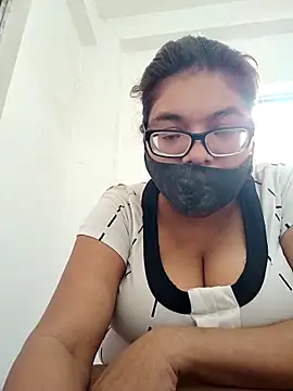 Elie couple143 online show from 10-21-25, 02:33