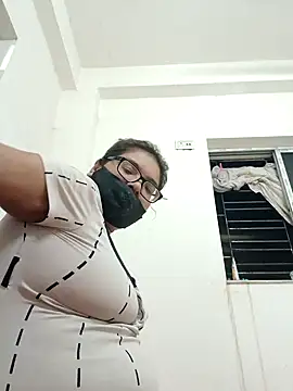 Elie couple143 online show from 09-13-25, 04:40