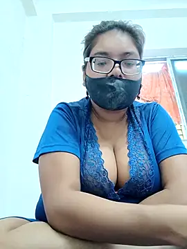 Elie couple143 online show from 10-20-25, 09:43