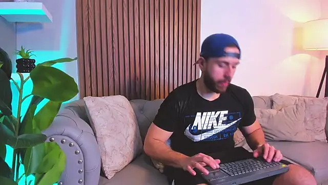 Maximo Wolff online show from 04-08-26, 07:15