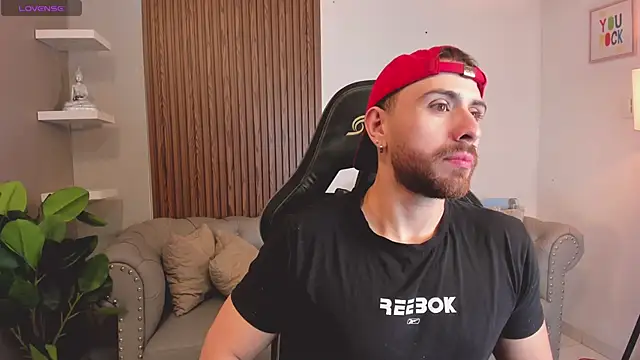 Maximo Wolff online show from 03-26-26, 11:02