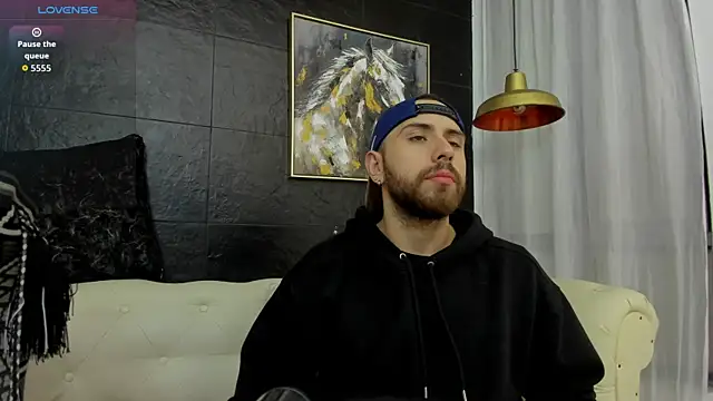 Maximo Wolff online show from 11-07-25, 08:24