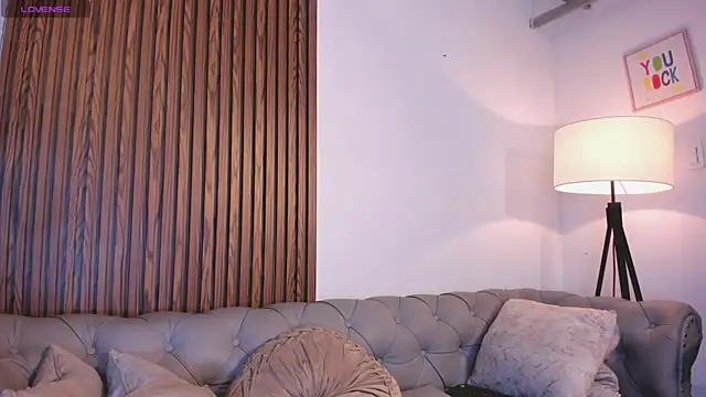 Maximo Wolff online show from 04-14-26, 08:03