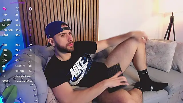 Maximo Wolff online show from 03-13-26, 08:03