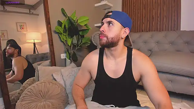 Maximo Wolff online show from 03-25-26, 08:08