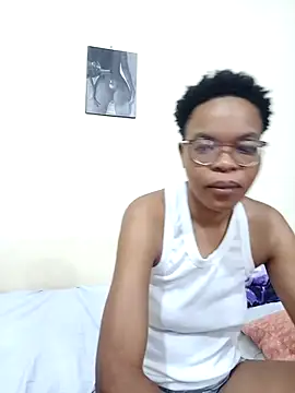 Miss-Hennessy online show from 03-25-26, 08:08