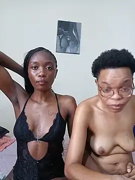 Snapshot of Miss-Hennessy chatting on 06-02-26, 01:11 Miss-Hennessy online show from 06-02-26, 01:11