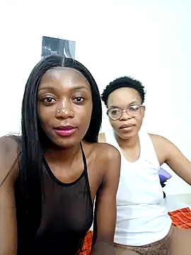 Miss-Hennessy online show from 04-05-26, 12:28