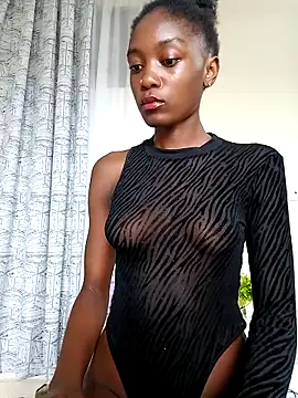 Miss-Hennessy online show from 03-19-26, 12:05