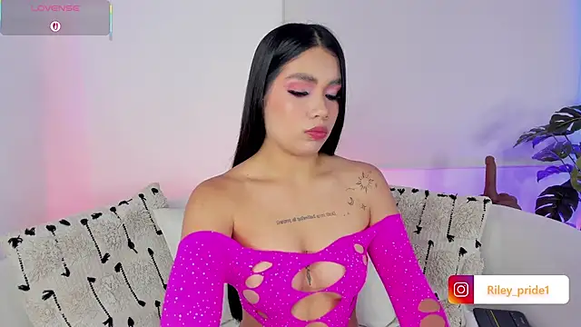 Cutie Riley online show from 10-09-25, 03:34