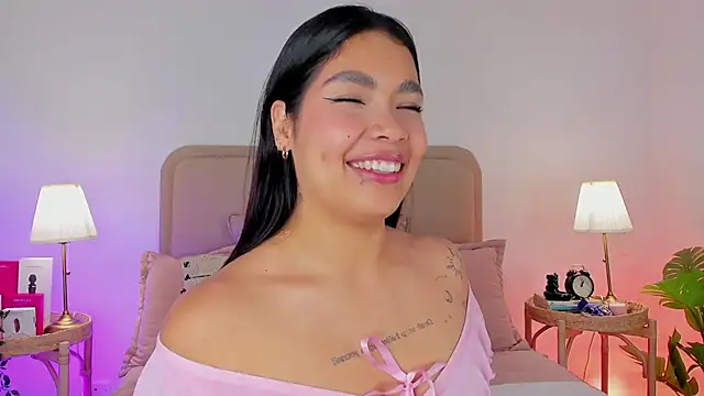 Cutie Riley online show from 09-15-25, 01:44