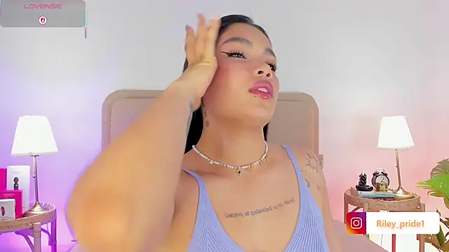 Cutie Riley online show from 09-23-25, 11:39