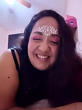 Snapshot of Caroomoom27 chatting on 11-04-25, 02:15 Caroomoom27 online show from 11-04-25, 02:15